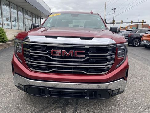 Used 2022 GMC Sierra 1500 SLT AWD/4WD image 11