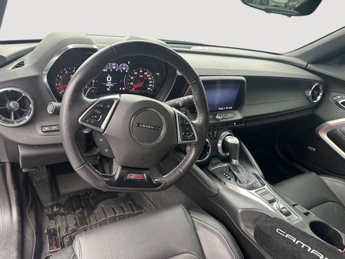 Used 2022 Chevrolet Camaro SS RWD image 10