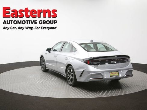 Used 2025 Hyundai Sonata SEL FWD image 65