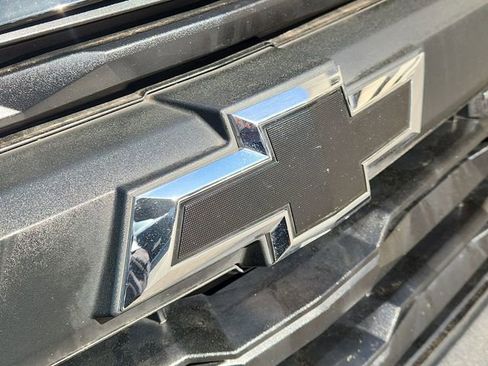 Used 2023 Chevrolet Colorado Trail Boss image 29