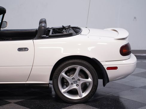 Used 1994 MAZDA MX-5 Miata image 20