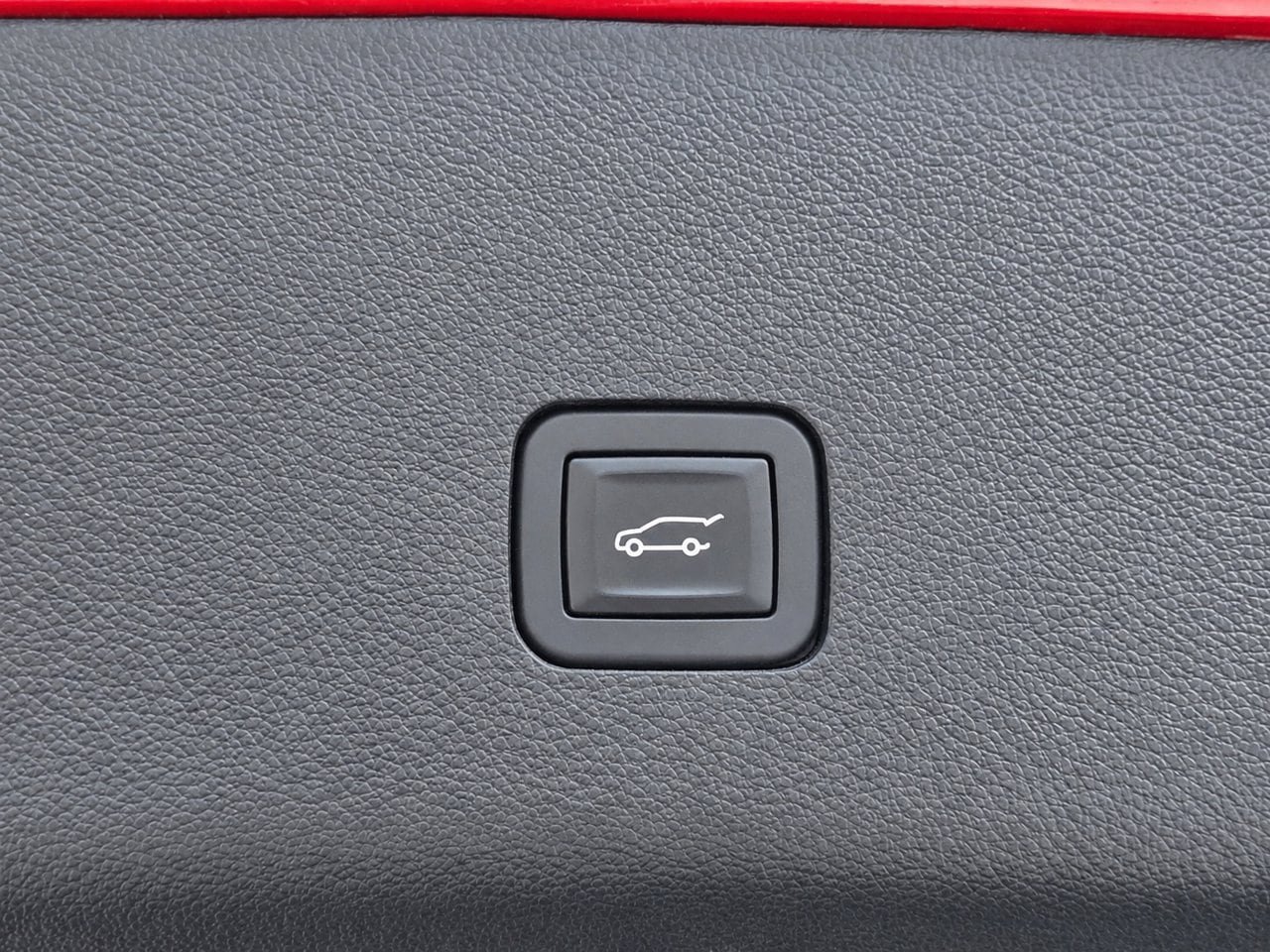 Certified 2019 Chevrolet Traverse LT FWD image 30