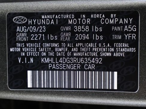 Used 2024 Hyundai Elantra SE FWD image 39