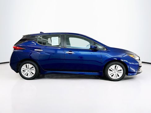 Used 2024 Nissan Leaf S image 10