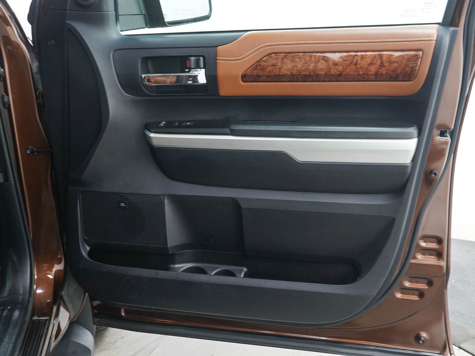 Used 2016 Toyota Tundra 1794 Edition AWD/4WD image 9