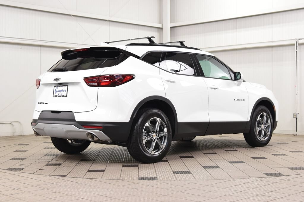 New 2026 Chevrolet Blazer LT w/ Convenience Package AWD/4WD image 8