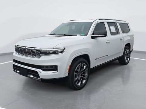 Used 2023 Jeep Grand Wagoneer L Series III image 7