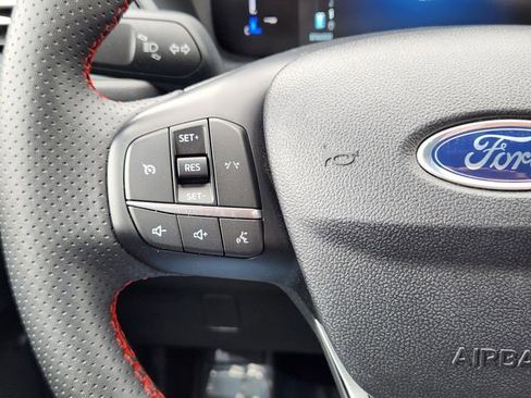 Used 2025 Ford Escape ST-Line Select image 17