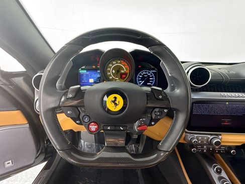Certified 2021 Ferrari Portofino RWD image 10