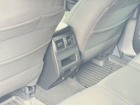Used 2022 Mitsubishi Outlander ES AWD/4WD image 39