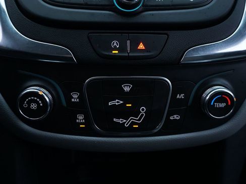 Used 2024 Chevrolet Equinox LS w/ LS Convenience Package image 15