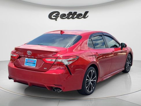 Used 2019 Toyota Camry SE FWD image 5