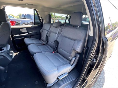 Used 2025 Ford Expedition Max Active AWD/4WD image 24