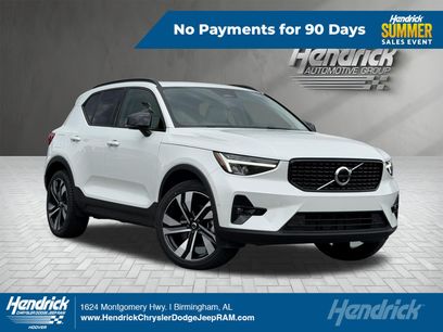 Used 2023 Volvo XC40 B4 Plus w/ Climate Package