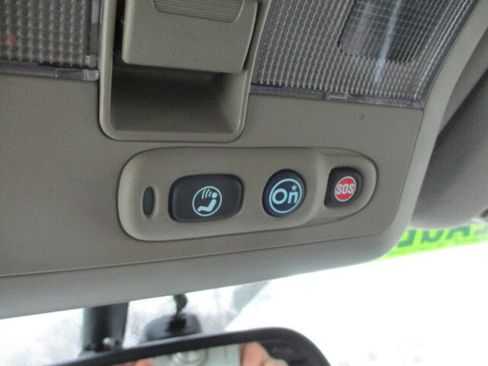 Used 2014 Chevrolet Captiva Sport LT w/ Convenience Package image 33