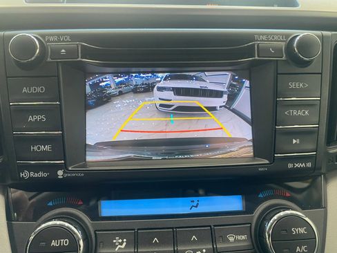 Used 2016 Toyota RAV4 XLE AWD/4WD image 15