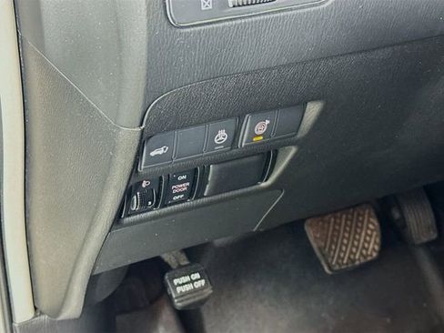 Used 2018 Nissan Armada Platinum w/ Captain Seat Package image 12