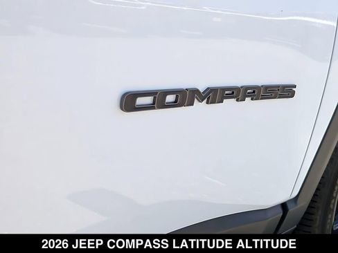 Used 2026 Jeep Compass Latitude AWD/4WD image 29
