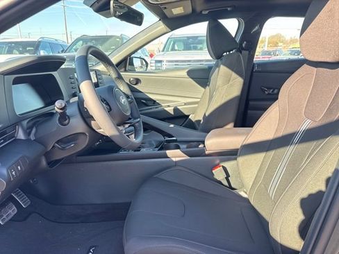 New 2026 Hyundai Elantra SEL Sport Premium FWD image 11