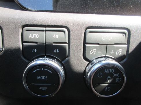 New 2026 GMC Sierra 1500 Elevation AWD/4WD image 18