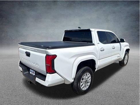 Used 2024 Toyota Tacoma SR5 RWD image 10