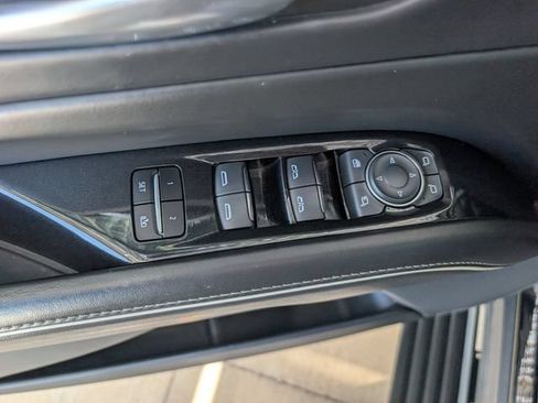 Used 2022 Cadillac Escalade ESV Sport Platinum AWD/4WD image 22