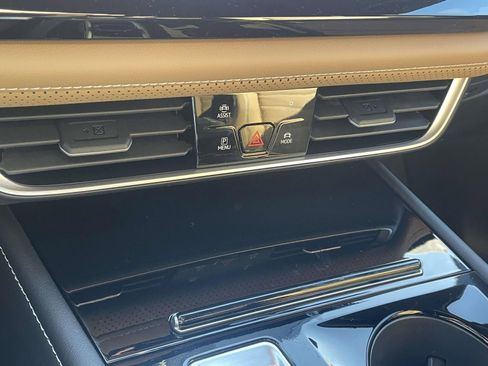 New 2026 Volkswagen Atlas Cross Sport SEL image 32