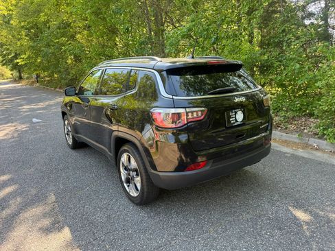 Used 2020 Jeep Compass Limited image 6