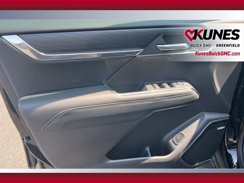New 2025 GMC Acadia Elevation w/ Elevation Premium Package FWD image 15