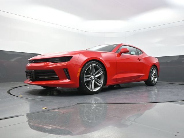 Used 2018 Chevrolet Camaro LT w/ RS Package RWD image 29