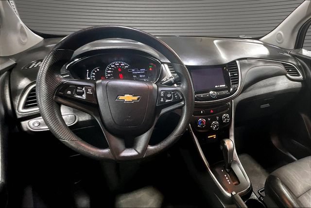 Used 2021 Chevrolet Trax LT AWD/4WD image 7