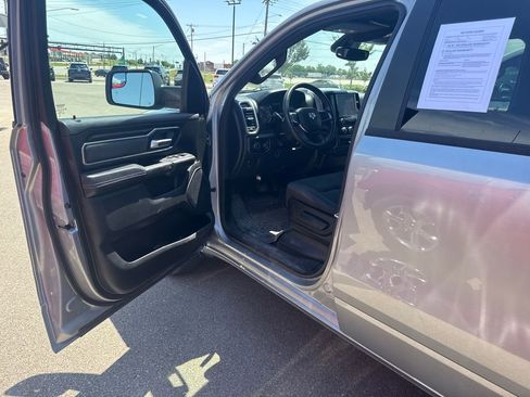 Used 2025 RAM 1500 Big Horn AWD/4WD image 2