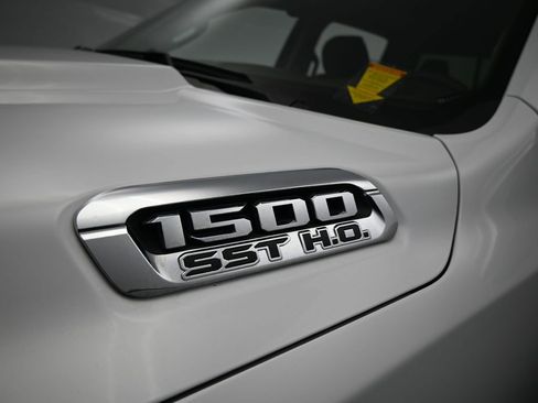 Used 2025 RAM 1500 Limited image 34