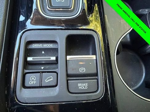 Used 2025 Honda Pilot EX-L image 35