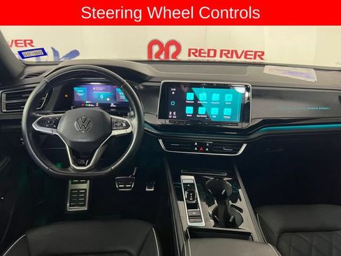 Used 2024 Volkswagen Atlas Cross Sport SEL Premium R-Line AWD/4WD image 14