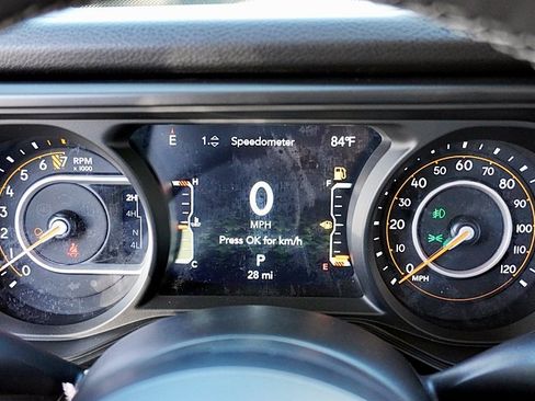 New 2025 Jeep Gladiator Willys image 43