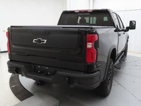 Used 2024 Chevrolet Silverado 1500 ZR2 w/ ZR2 Bison Edition AWD/4WD image 3