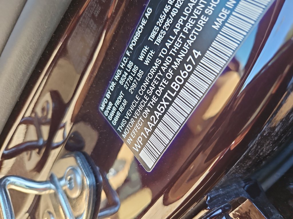Certified 2026 Porsche Macan AWD/4WD image 15