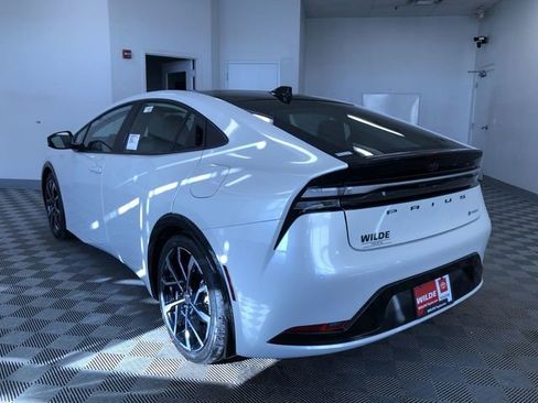 New 2026 Toyota Prius XSE Premium image 12