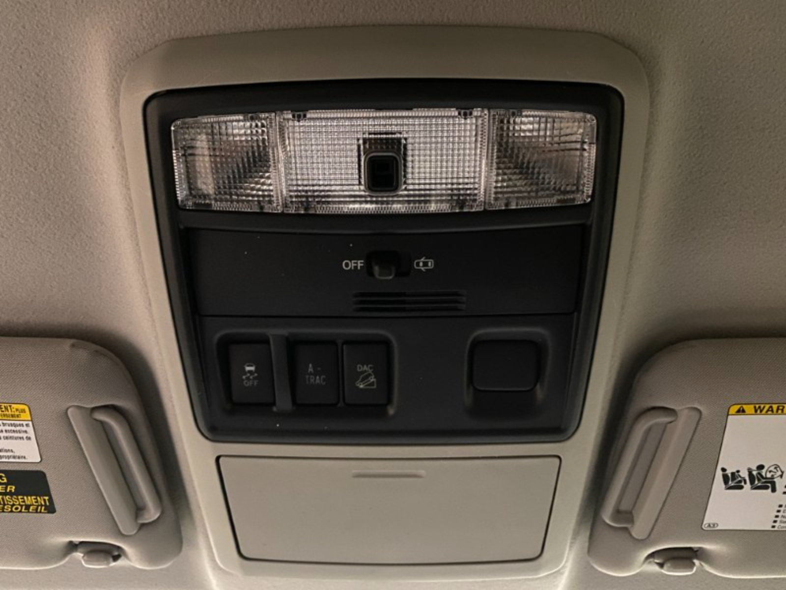 Used 2019 Toyota 4Runner SR5 AWD/4WD image 36