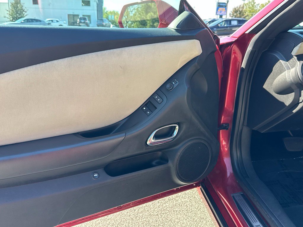 Used 2014 Chevrolet Camaro SS w/ RS Package RWD image 13