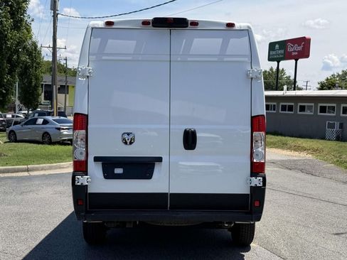 Used 2025 RAM ProMaster 2500 w/ Convenience Group FWD image 20