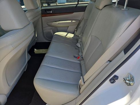 Used 2013 Subaru Outback 2.5i Limited w/ Moonroof Pkg AWD/4WD image 22
