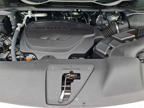 Certified 2023 Honda Odyssey Touring image 28