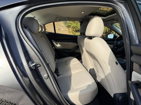 Used 2025 MAZDA MAZDA3 s image 10