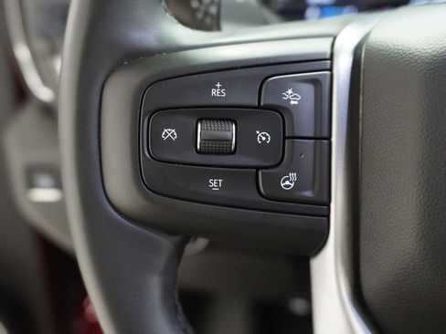 Used 2025 GMC Sierra 1500 SLT RWD image 8