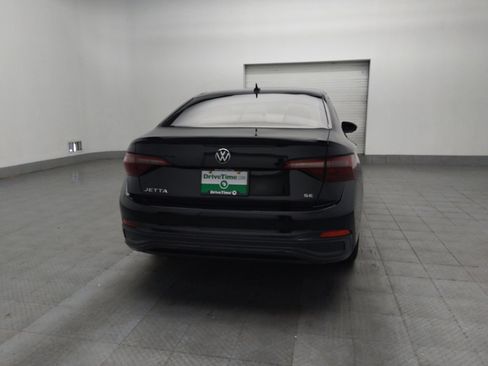 Used 2023 Volkswagen Jetta SE FWD image 7