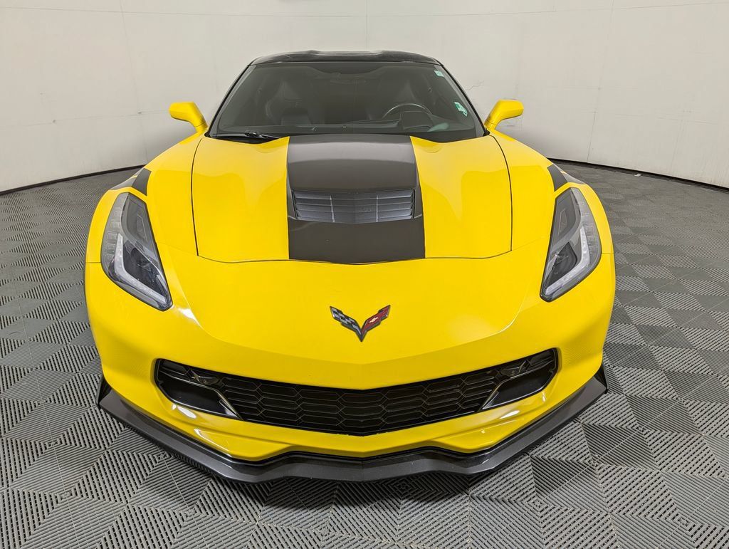 Used 2019 Chevrolet Corvette Grand Sport RWD image 3