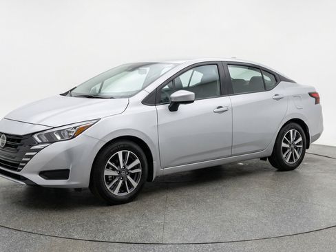 Used 2025 Nissan Versa SV w/ Trunk Package FWD image 3