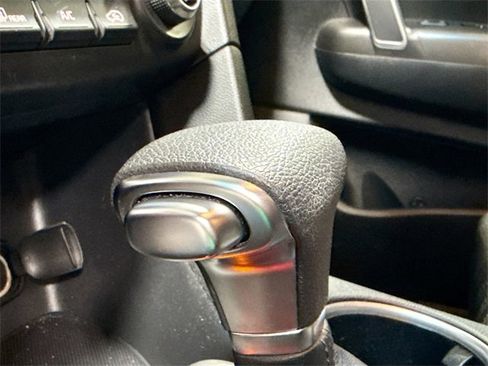 Used 2021 Kia Sportage LX image 18